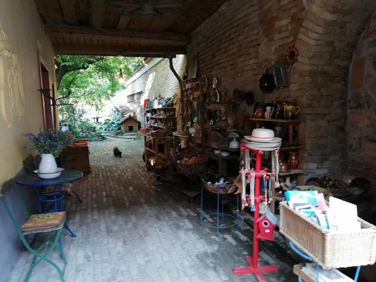 Rozmaringos Udvarhaz Dunafoldvar Exterior photo